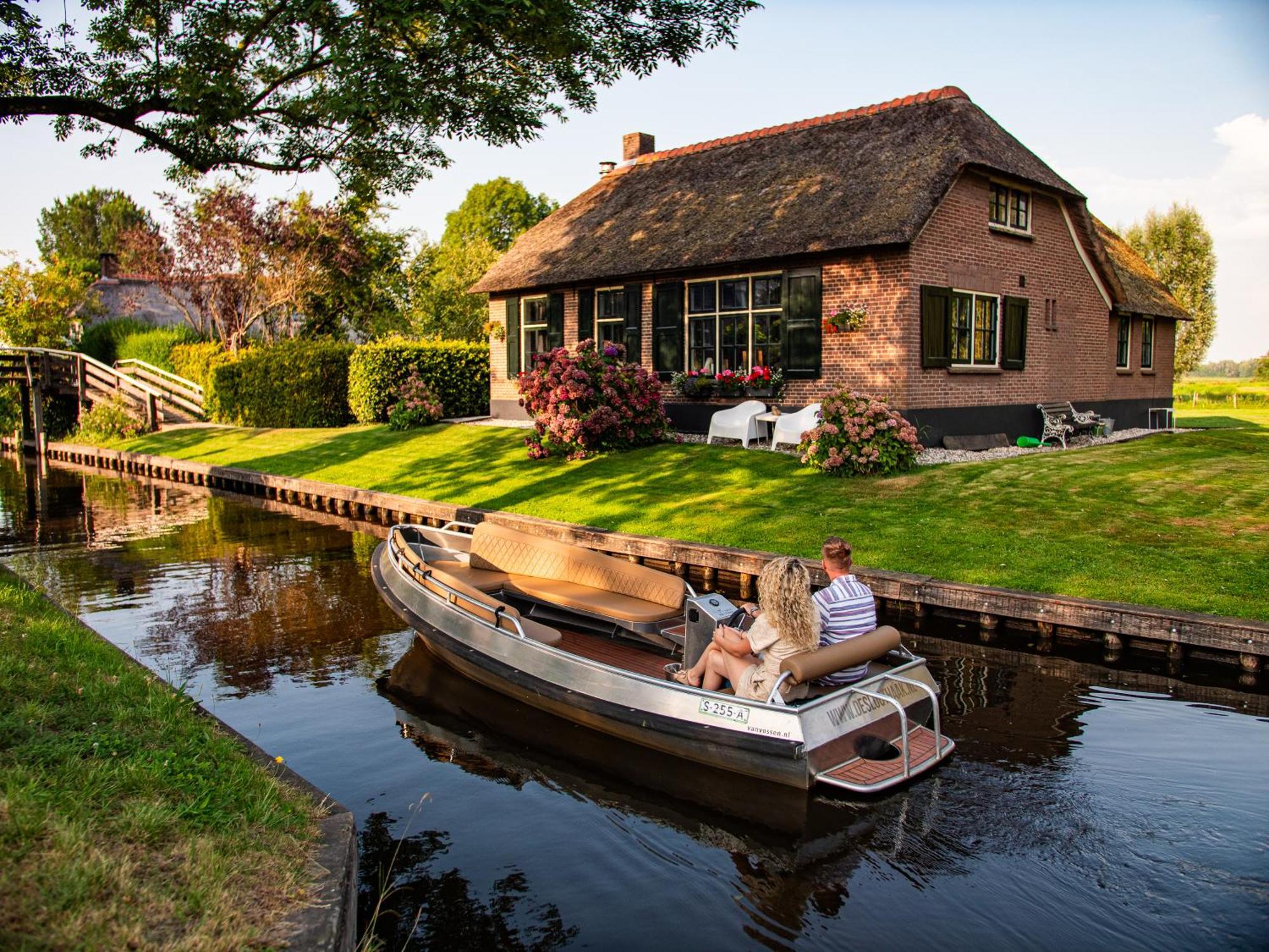 Villa De Sloothaak Giethoorn Exterior foto